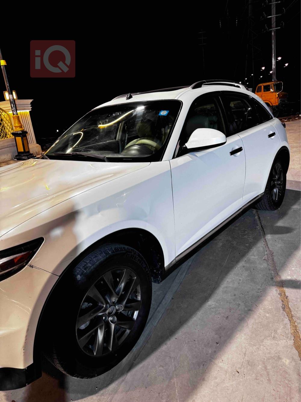 Infiniti FX